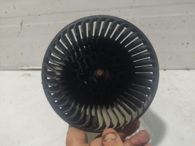 Recambio de motor calefaccion para peugeot 308 referencia OEM IAM 6441Z7  