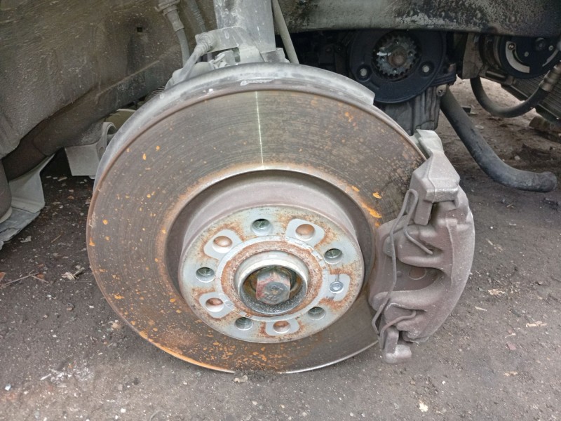 Recambio de mangueta delantera derecha para skoda superb ii (3t4) 2.0 tdi referencia OEM IAM 1K0407256AA  