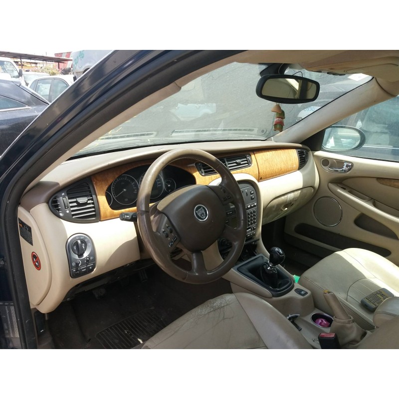 jaguar x-type 2.2 diesel cat   |   0.01 - ... | 2001 | 155 cv / 114 kw del año 2001