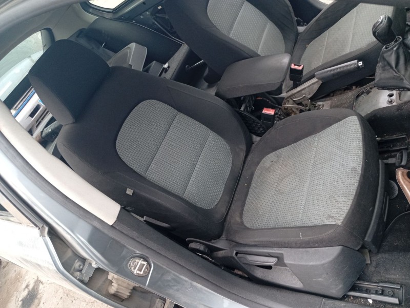 Recambio de asiento delantero derecho para skoda superb ii (3t4) 2.0 tdi referencia OEM IAM 6081ADD  