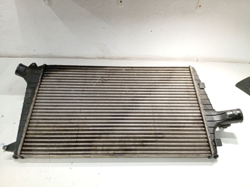 Recambio de intercooler para audi a6 c5 avant (4b5, 4b6) 2.5 tdi referencia OEM IAM 4B0145805A  