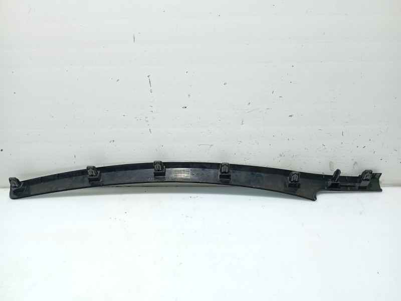Recambio de moldura para skoda superb ii (3t4) 2.0 tdi referencia OEM IAM 3T1858418B 3T1858418C 