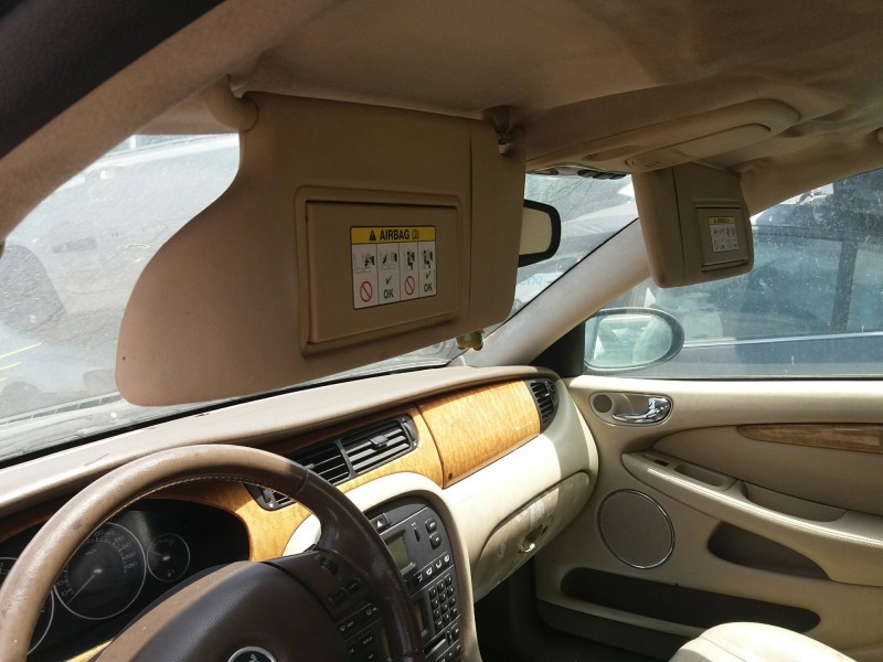 jaguar x-type 2.2 diesel cat   |   0.01 - ... | 2001 | 155 cv / 114 kw del año 2001