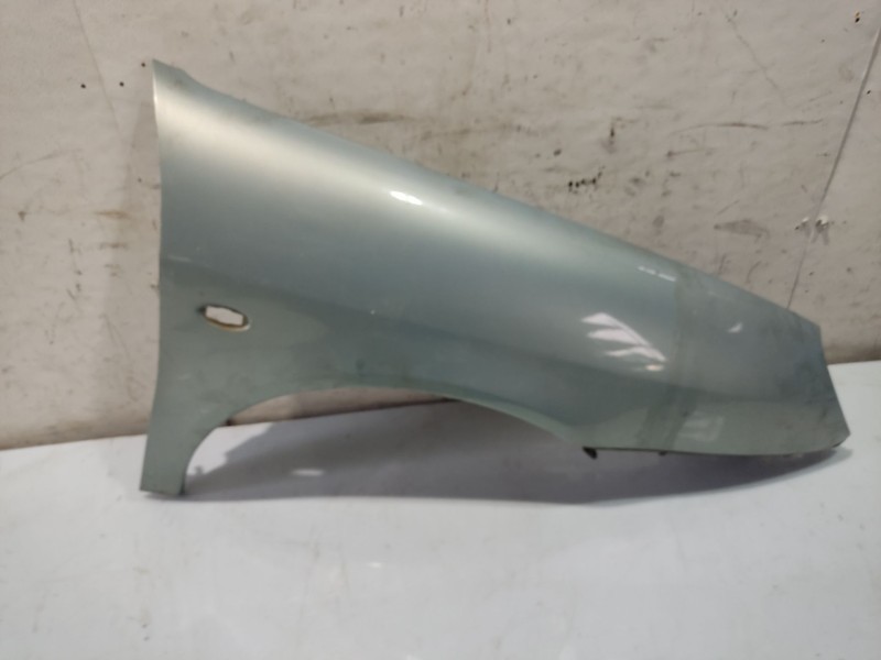 Recambio de aleta delantera derecha para citroën xsara (n1) 1.6 16v referencia OEM IAM 7841N9  