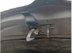 Recambio de gancho cierre capot para skoda superb ii (3t4) 2.0 tdi referencia OEM IAM 3T0823480B  