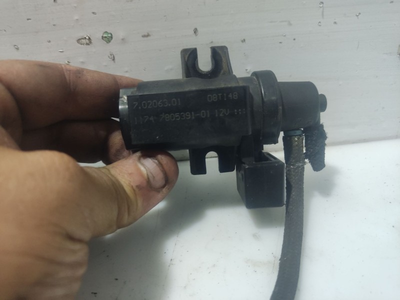 Recambio de valvula para peugeot 308 referencia OEM IAM 780539101  