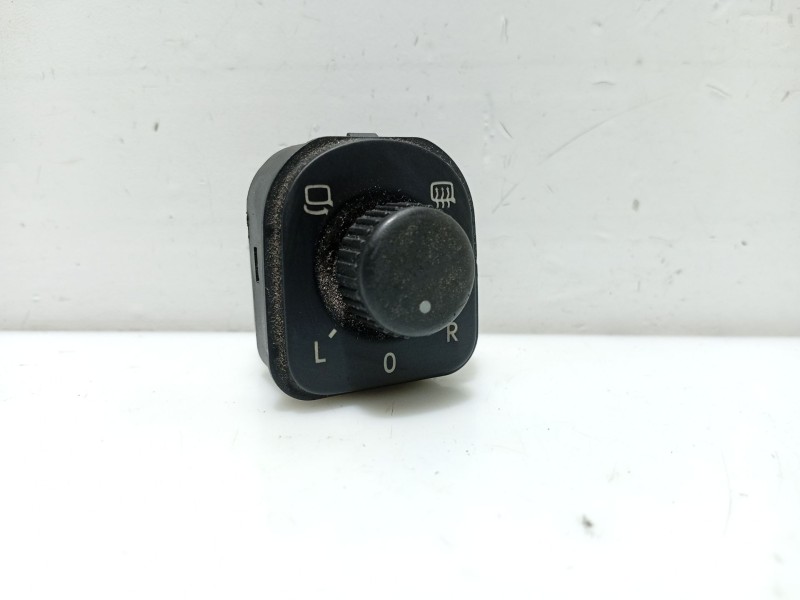Recambio de mando retrovisor para skoda superb ii (3t4) 2.0 tdi referencia OEM IAM 3T0959565A  