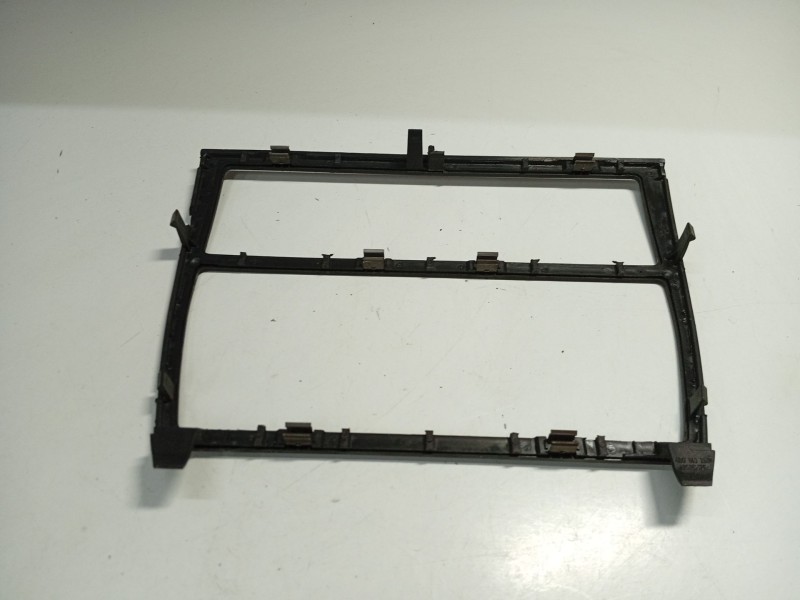 Recambio de moldura para audi a6 c5 avant (4b5, 4b6) 2.5 tdi referencia OEM IAM 4B0863263  