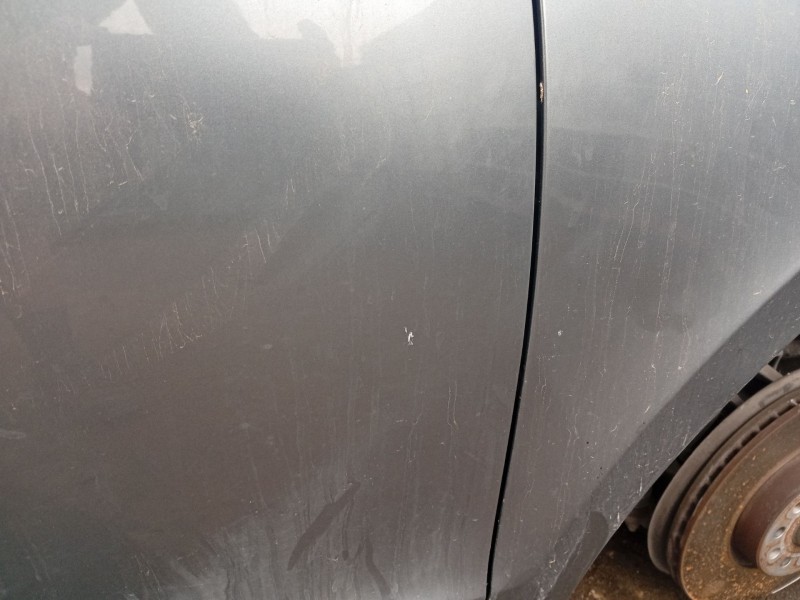 Recambio de puerta delantera derecha para skoda superb ii (3t4) 2.0 tdi referencia OEM IAM 3T0831056  