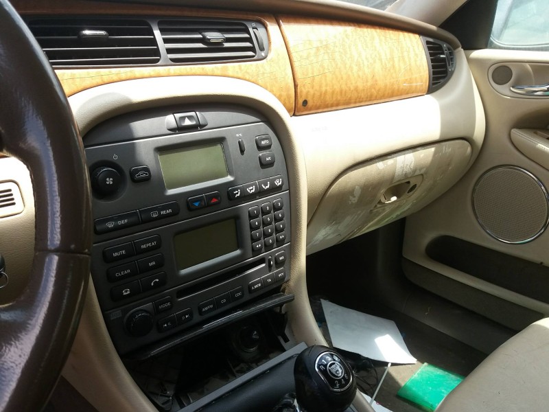 jaguar x-type 2.2 diesel cat   |   0.01 - ... | 2001 | 155 cv / 114 kw del año 2001