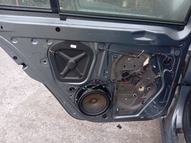 Recambio de elevalunas trasero izquierdo para skoda superb ii (3t4) 2.0 tdi referencia OEM IAM 3T0839461  