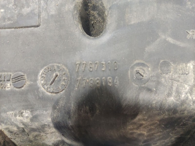 Recambio de colector admision para bmw serie 3 berlina (e46) referencia OEM IAM 7787318 7788194 