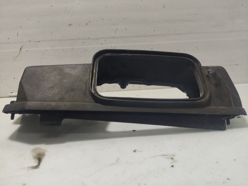 Recambio de moldura para bmw serie 3 berlina (e46) referencia OEM IAM 137177872540  0928400397