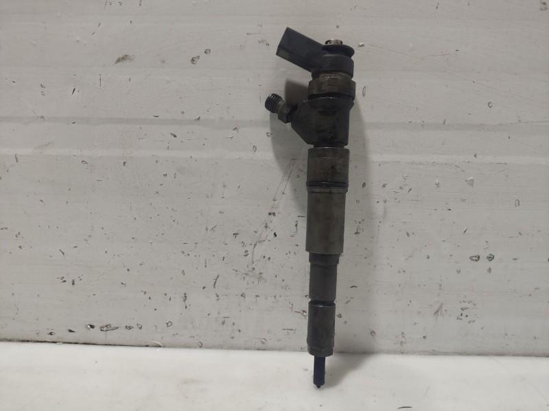 Recambio de inyector para bmw serie 3 berlina (e46) referencia OEM IAM 0445110216 7789661 