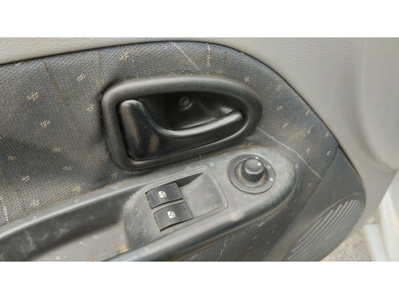 renault clio ii (bb_, cb_) del año 2003