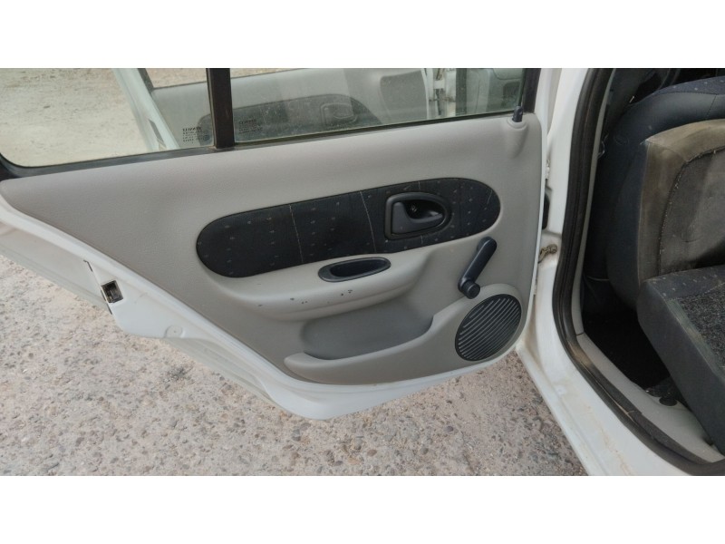 renault clio ii (bb_, cb_) del año 2003