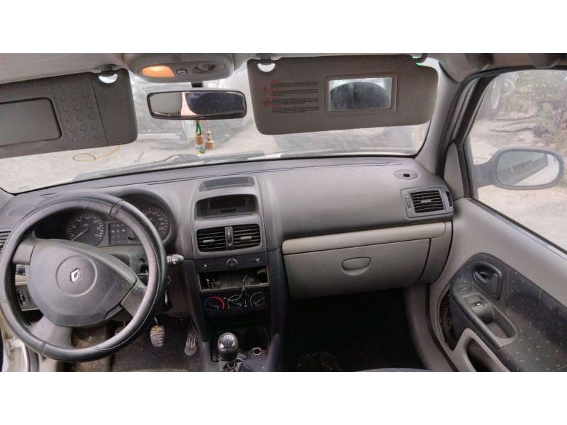 renault clio ii (bb_, cb_) del año 2003