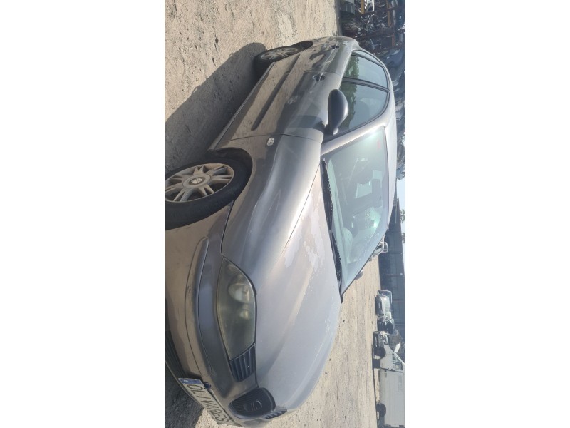 seat cordoba (6l2) del año 2003