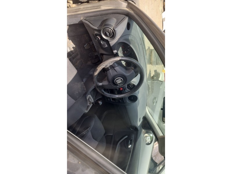 seat cordoba (6l2) del año 2003