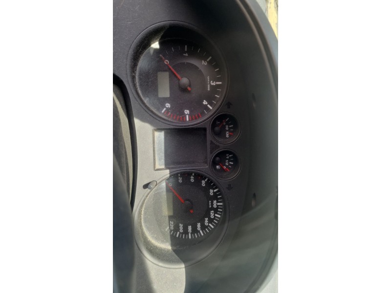 seat cordoba (6l2) del año 2003