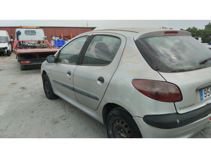 peugeot 206 hatchback (2a/c) del año 2001