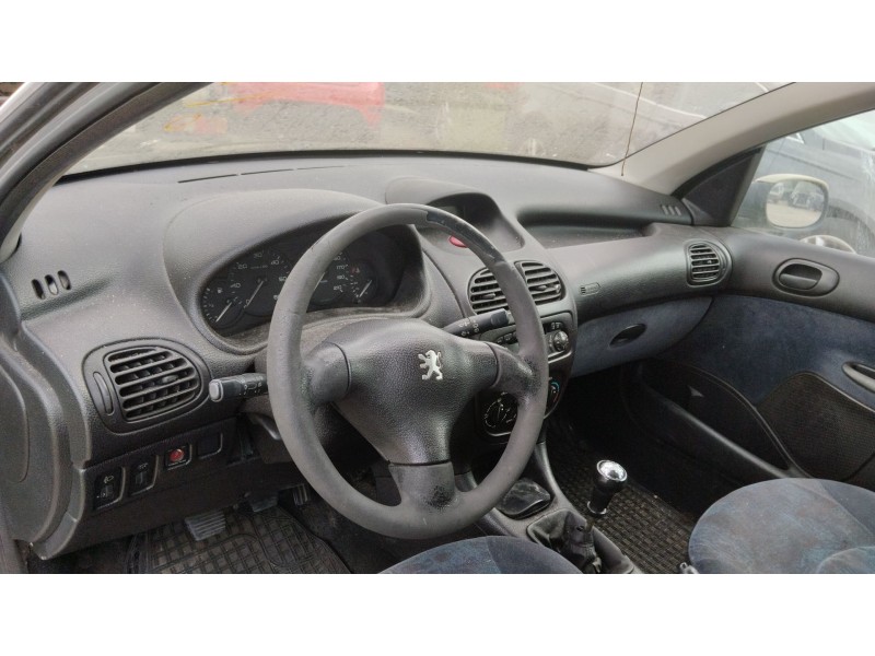 peugeot 206 hatchback (2a/c) del año 2001