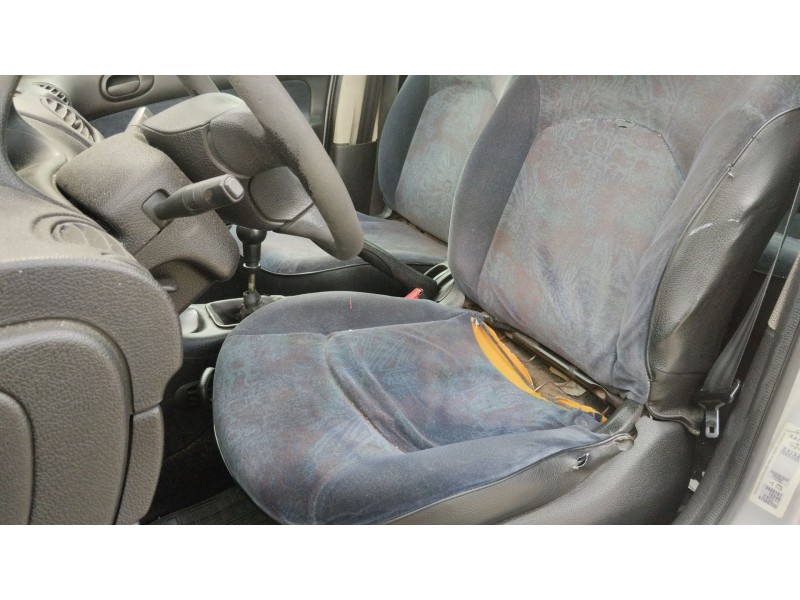 peugeot 206 hatchback (2a/c) del año 2001