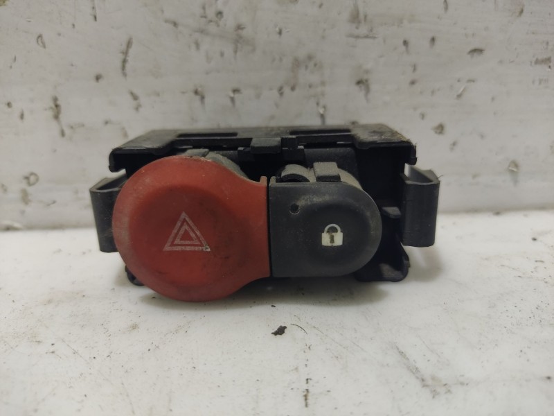 Recambio de warning para renault clio iii 1.5 dci diesel cat referencia OEM IAM 8200214896A  88300000