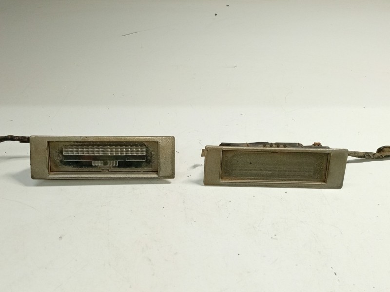 Recambio de piloto matricula para fiat croma (194) 1.9 8v multijet dynamic referencia OEM IAM 046130010  