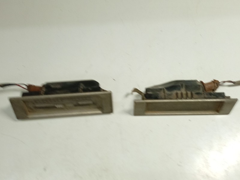 Recambio de piloto matricula para fiat croma (194) 1.9 8v multijet dynamic referencia OEM IAM 046130010  