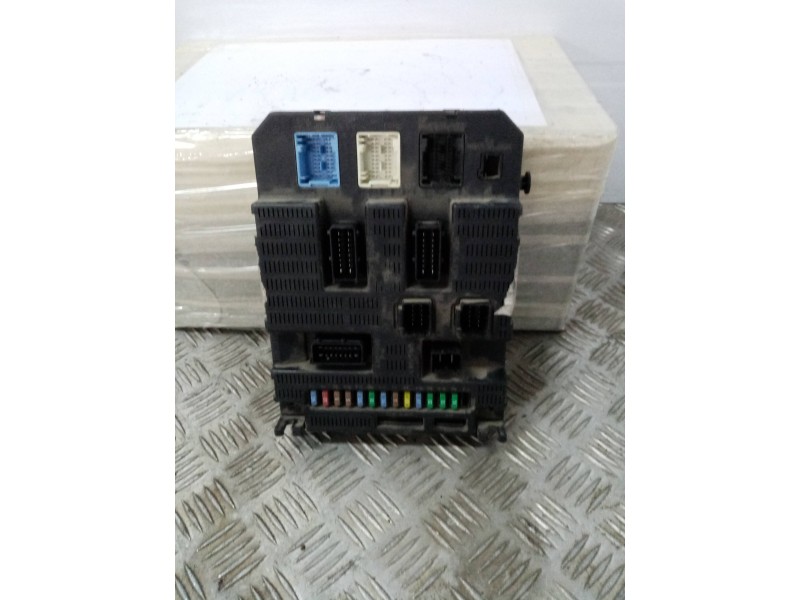 Recambio de caja reles / fusibles para  referencia OEM IAM 9659285380  