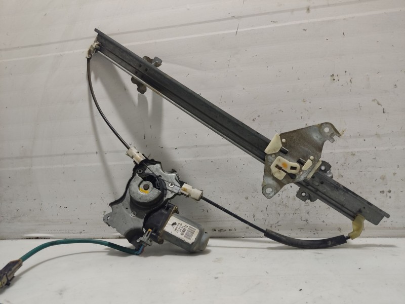 Recambio de elevalunas delantero derecho para nissan almera tino (v10) 2.2 dci referencia OEM IAM 80700BU005  