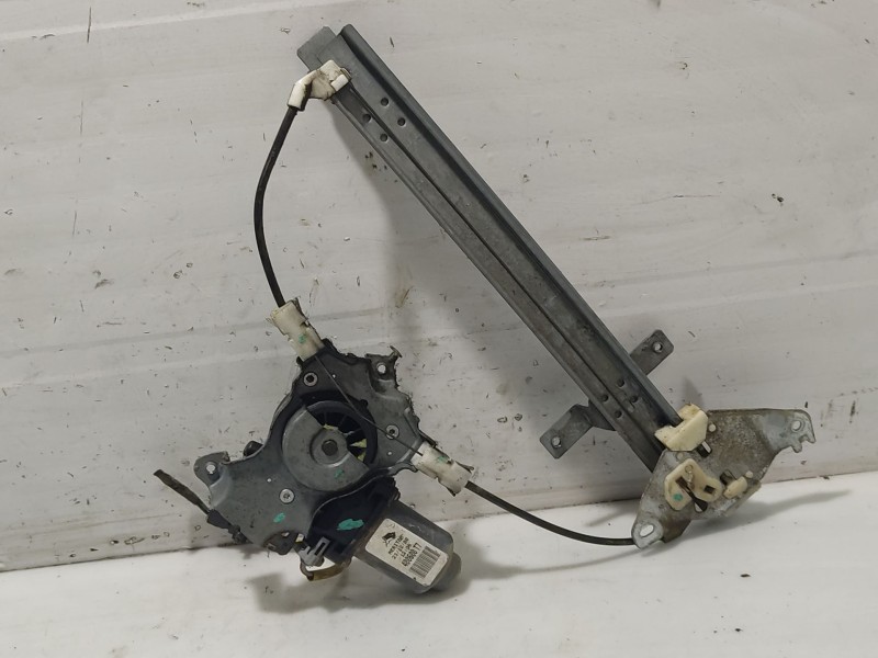 Recambio de elevalunas trasero derecho para nissan almera tino (v10) 2.2 dci referencia OEM IAM 82700BU005  