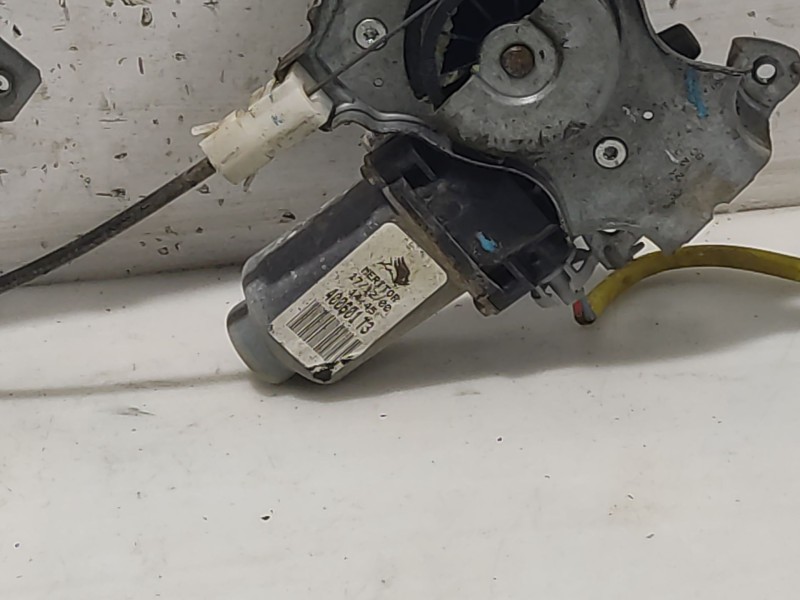 Recambio de elevalunas trasero izquierdo para nissan almera tino (v10) 2.2 dci referencia OEM IAM 82701BU005  