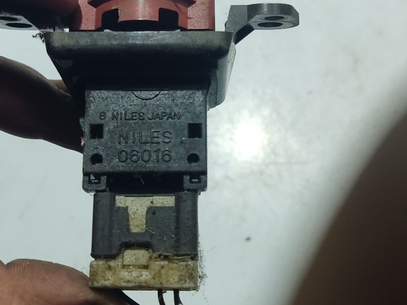 Recambio de warning para nissan almera tino (v10) 2.2 dci referencia OEM IAM 066016  