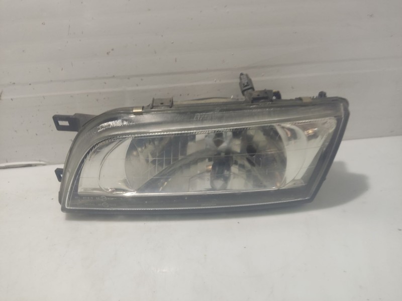 Recambio de faro izquierdo para nissan almera (n15) 1.6 16v cat referencia OEM IAM   