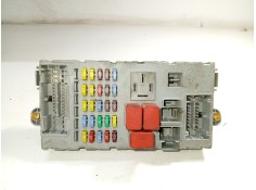 Recambio de caja fusibles delantera para fiat croma (194) 1.9 8v multijet dynamic referencia OEM IAM 46846745CPL 501202300060 46