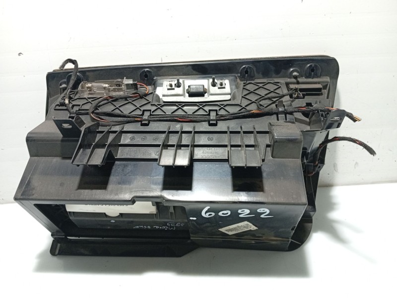 Recambio de guantera para bmw 3 (e90) 320 d referencia OEM IAM 51169110539 51167120408 51167075479