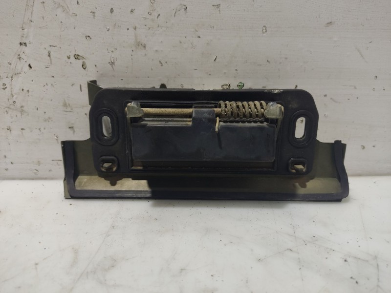 Recambio de maneta porton para nissan almera ii hatchback (n16) 1.5 referencia OEM IAM 90606BM610  