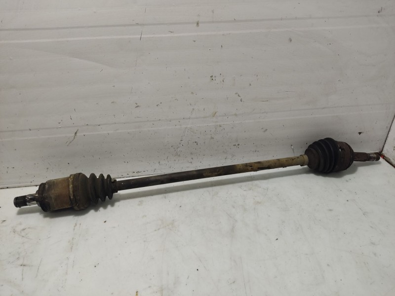 Recambio de transmision delantera derecha para nissan almera ii hatchback (n16) 1.5 referencia OEM IAM 39100BM560  