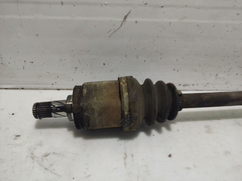 Recambio de transmision delantera derecha para nissan almera ii hatchback (n16) 1.5 referencia OEM IAM 39100BM560  