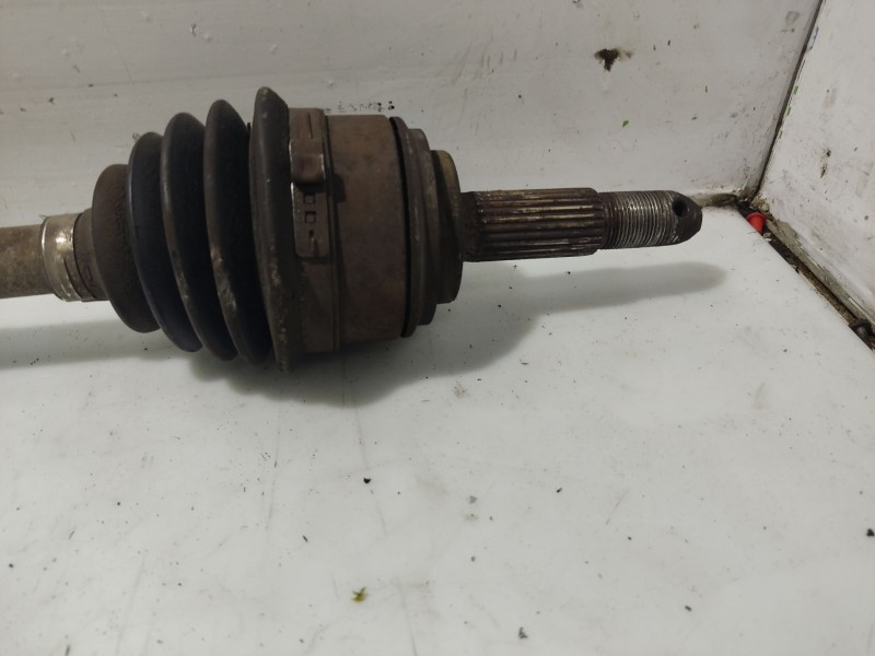 Recambio de transmision delantera izquierda para nissan almera ii hatchback (n16) 1.5 referencia OEM IAM 39101BM560  