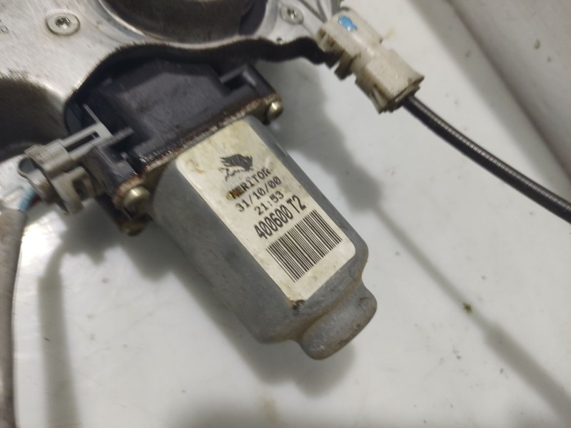 Recambio de elevalunas delantero derecho para nissan almera ii hatchback (n16) 1.5 referencia OEM IAM 80700BM705  