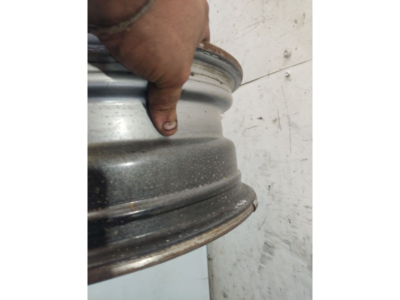 Recambio de llanta para peugeot boxer furgoneta (244) 2.8 hdi referencia OEM IAM 5401A2  