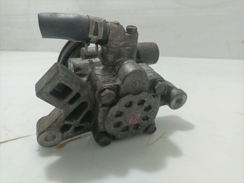 Recambio de bomba direccion para kia carens 2.0 crdi ex monovolumen referencia OEM IAM   