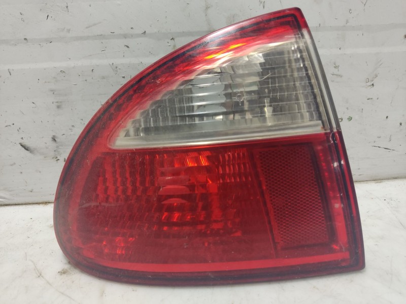 Recambio de piloto trasero izquierdo para seat leon (1m1) 1.9 tdi referencia OEM IAM 1M694511101C  