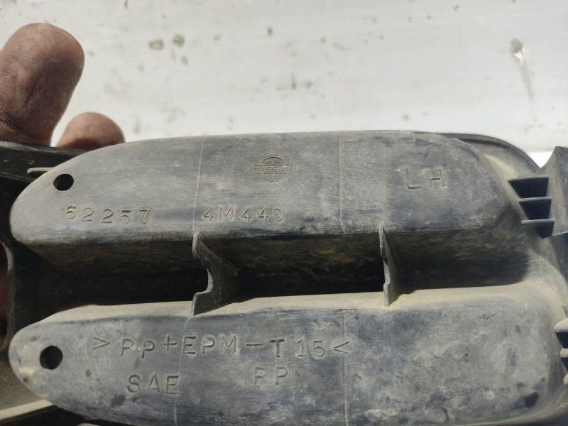 Recambio de rejilla delantera para nissan almera ii hatchback (n16) 1.5 referencia OEM IAM 622574M440  