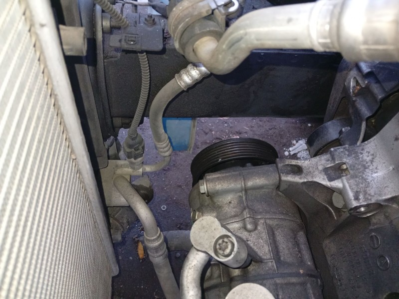 Recambio de tubos aire acondicionado para skoda superb ii (3t4) 2.0 tdi referencia OEM IAM 1K0820741BD  