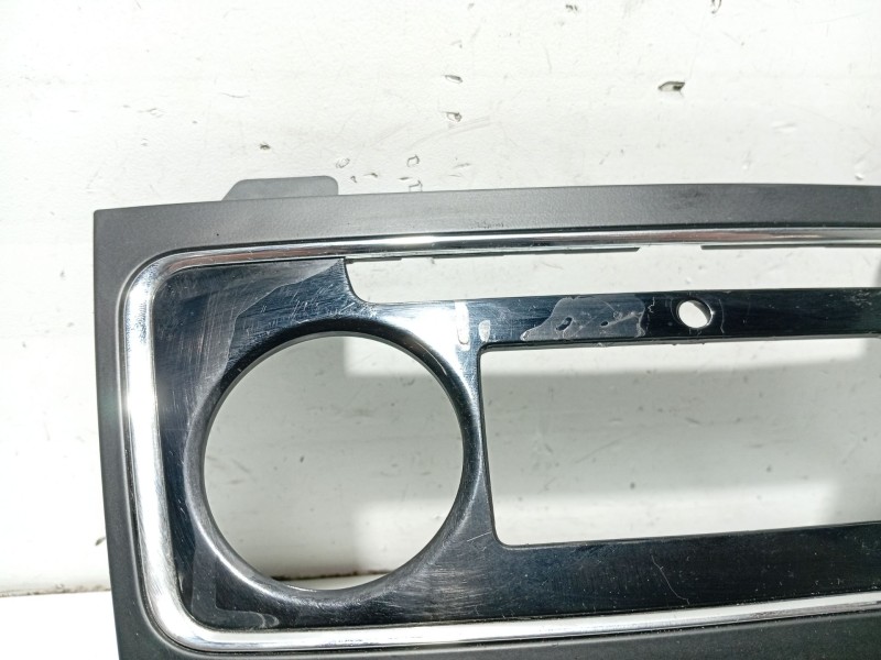 Recambio de moldura para skoda superb ii (3t4) 2.0 tdi referencia OEM IAM 3T0863152D  JC1461123