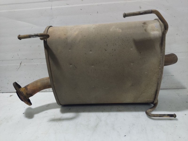Recambio de silenciador trasero para nissan almera ii hatchback (n16) 1.5 referencia OEM IAM 201005M370  